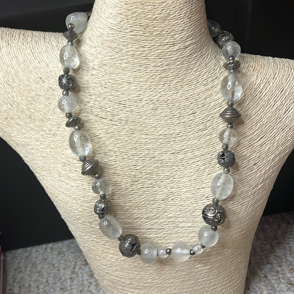 Vintage frosted glass beads necklace 20”